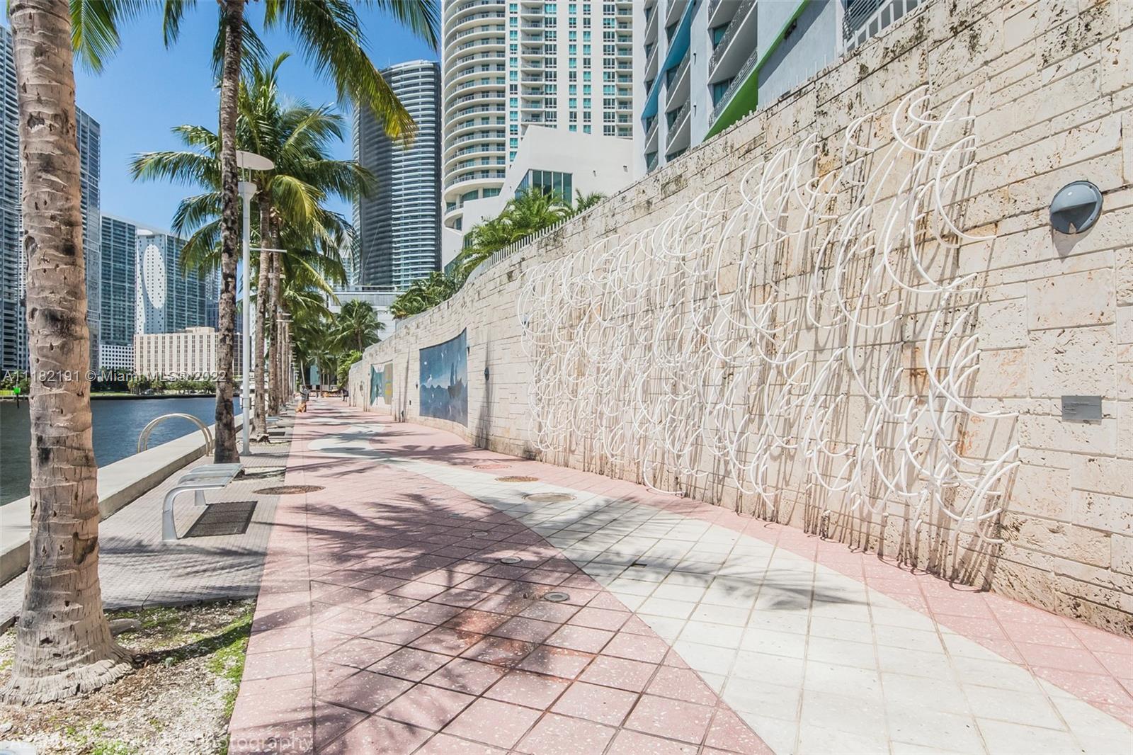 325 S Biscayne Blvd Unit: 4224