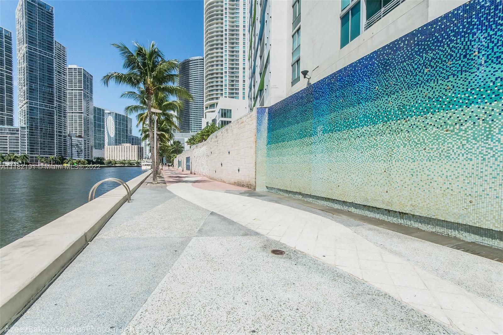 325 S Biscayne Blvd Unit: 4224