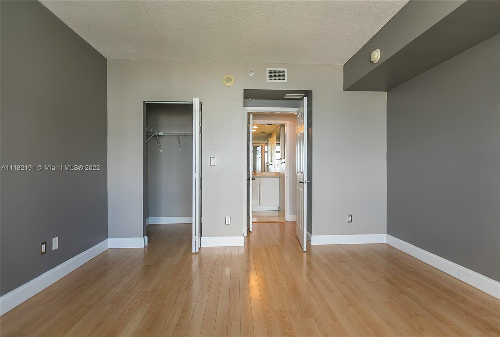 325 S Biscayne Blvd Unit: 4224