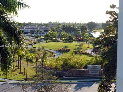 3301 Spanish Moss Ter Unit: 404
