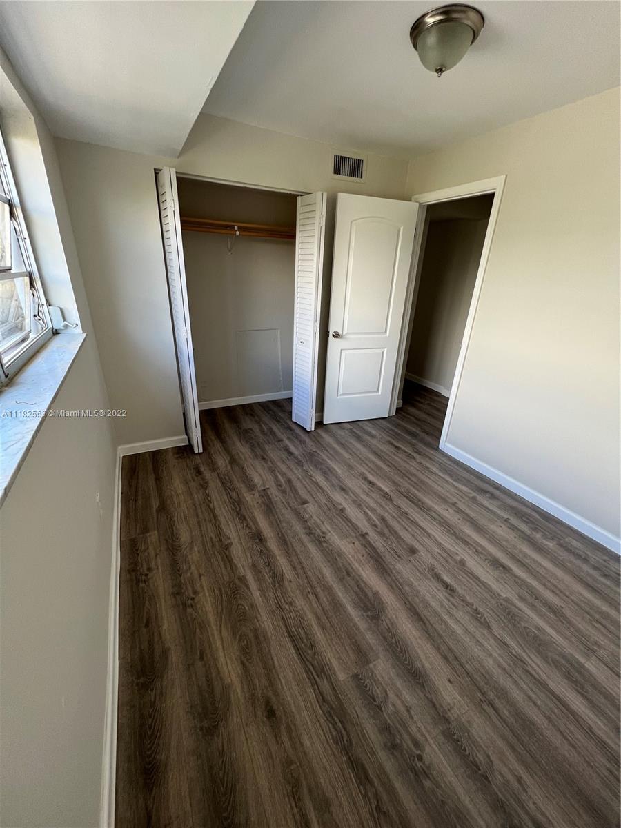 1900 Meridian Ave Unit: 407