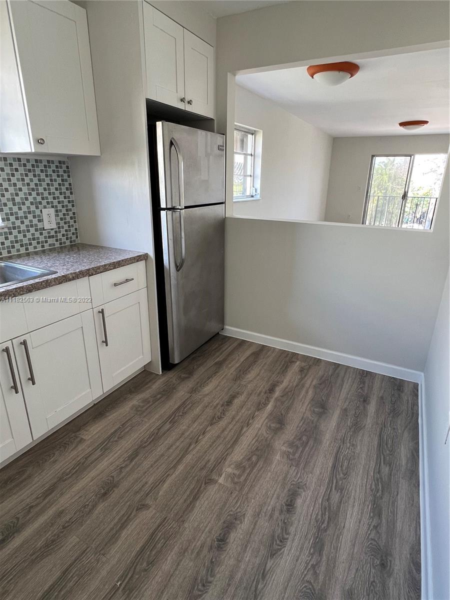 1900 Meridian Ave Unit: 407
