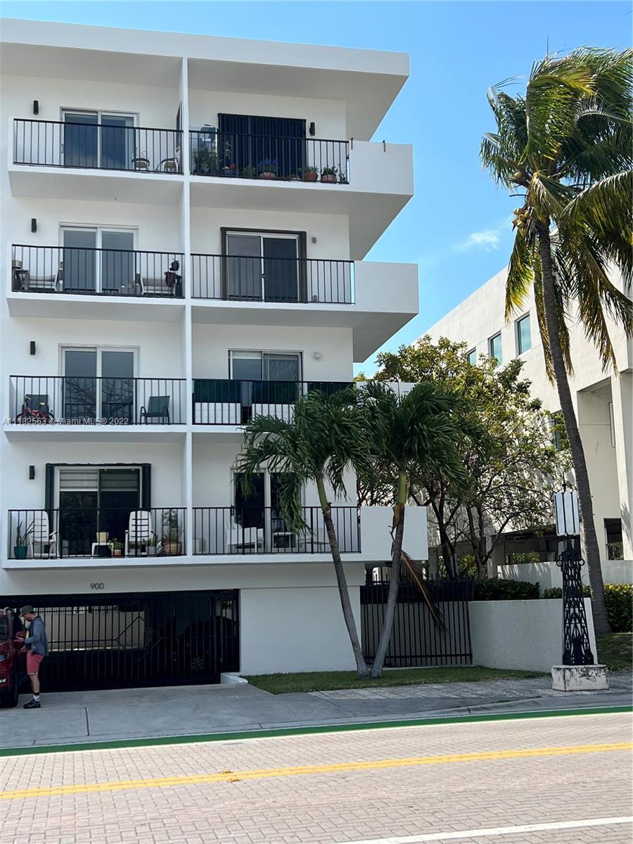 1900 Meridian Ave Unit: 407