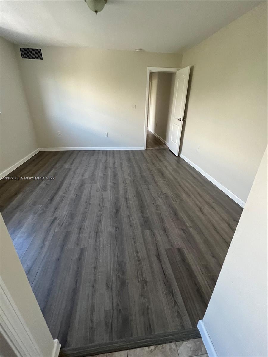 1900 Meridian Ave Unit: 407
