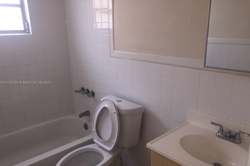 13655 NE 10th Ave Unit: 210