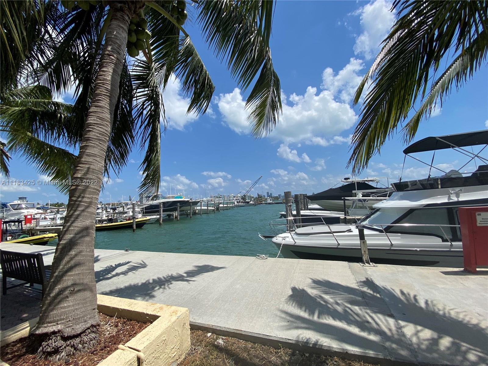 7601 E Treasure Dr Unit: 1423