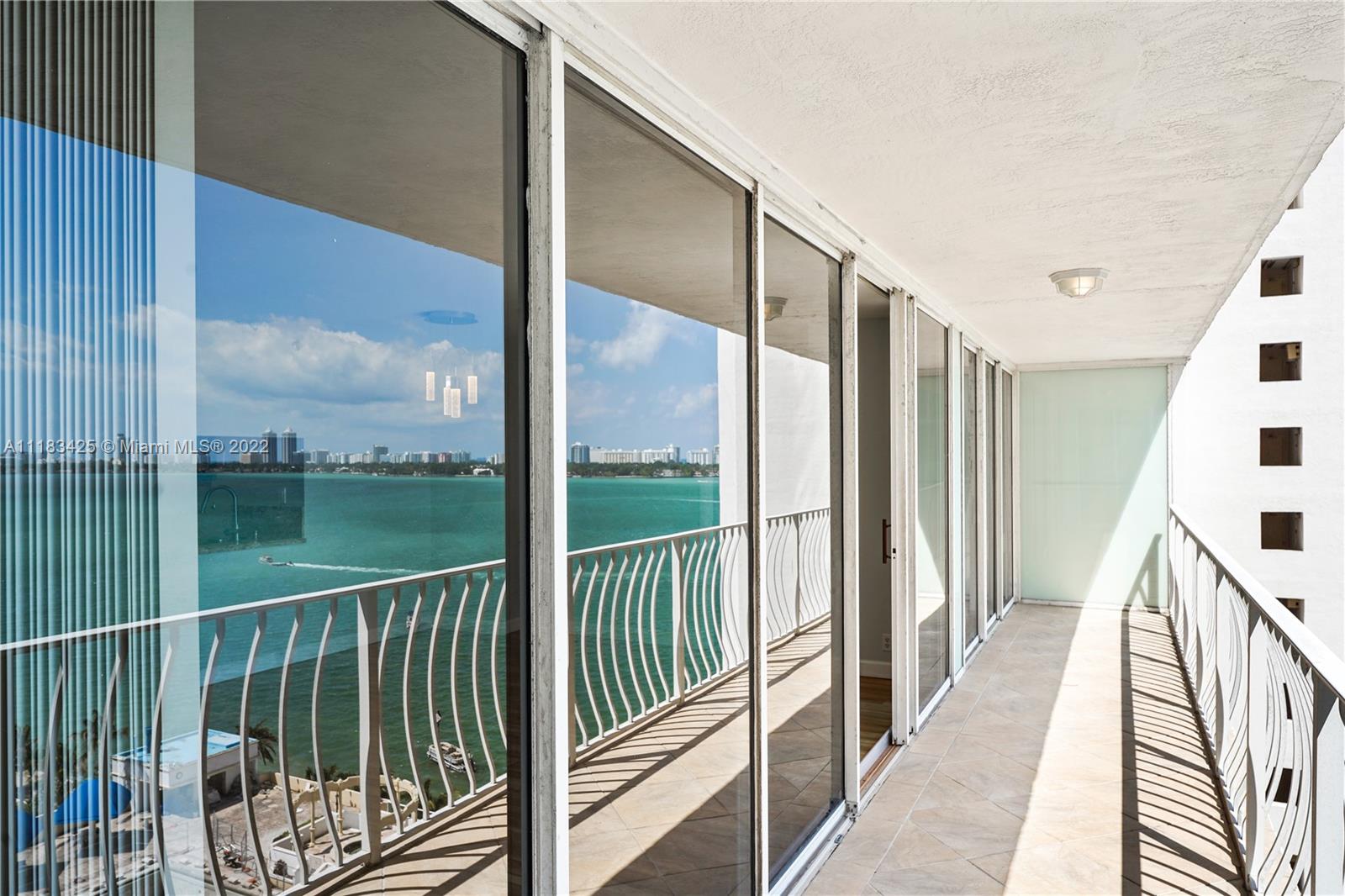 7601 E Treasure Dr Unit: 1423