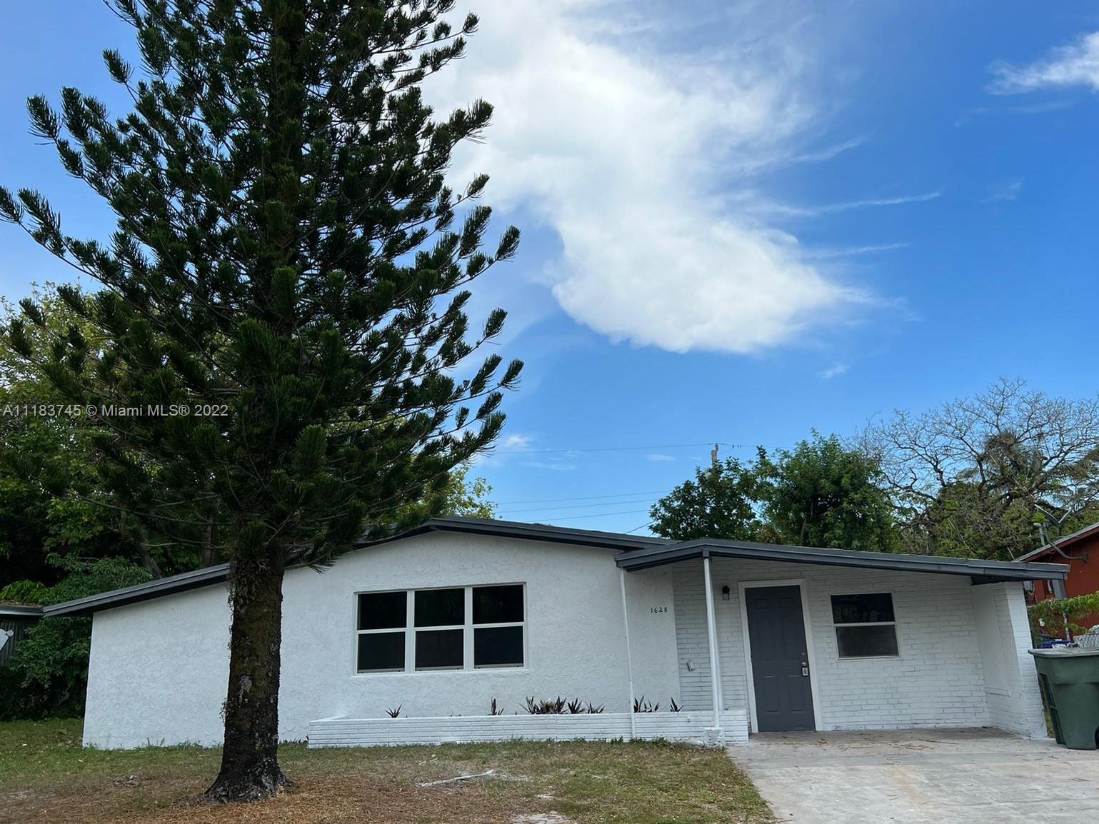 1628 NW 18th Ave