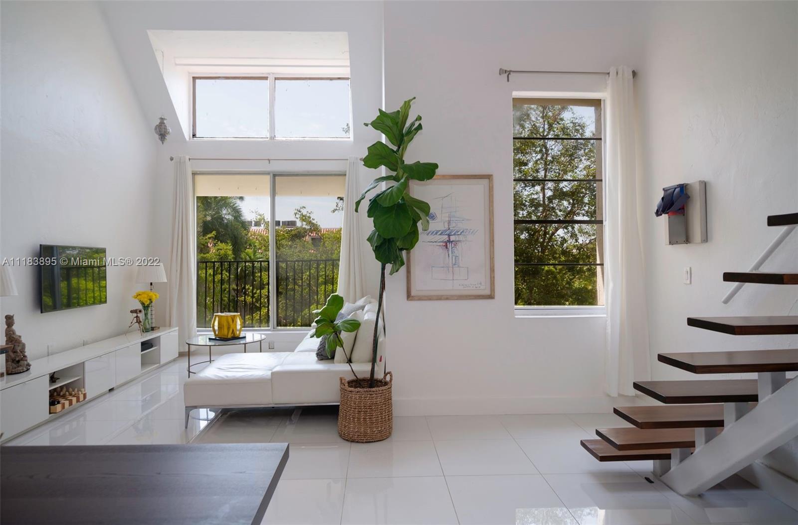 6890 N Kendall Dr Unit: B403