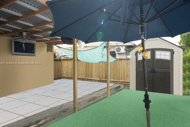 3455 NW 3 ST