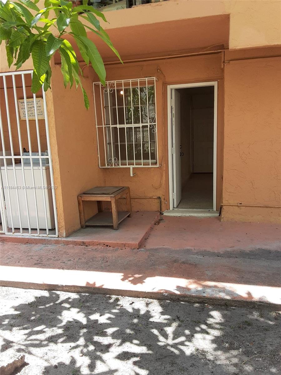515 SW 3rd St Unit: 3