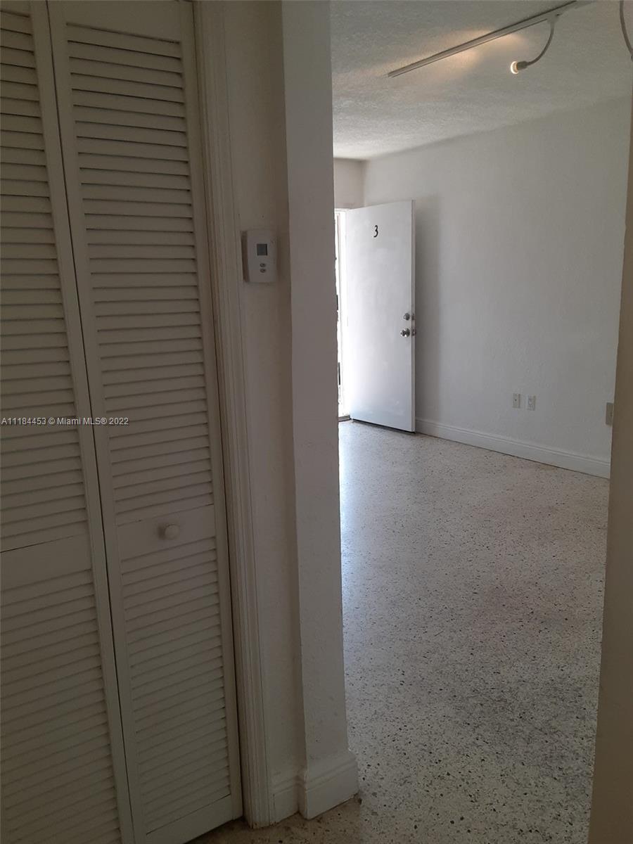 515 SW 3rd St Unit: 3
