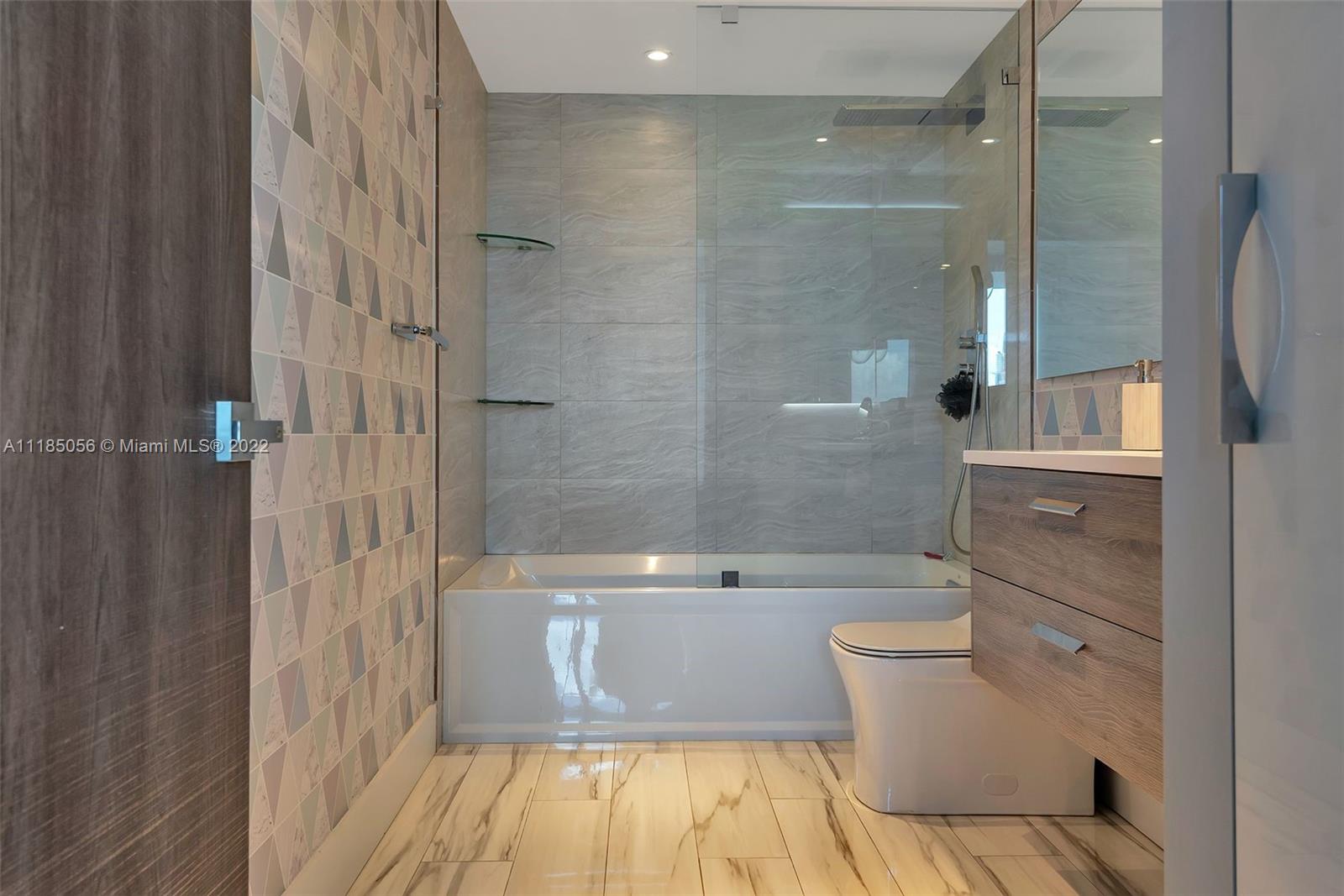 185 SW 7th St Unit: 1609