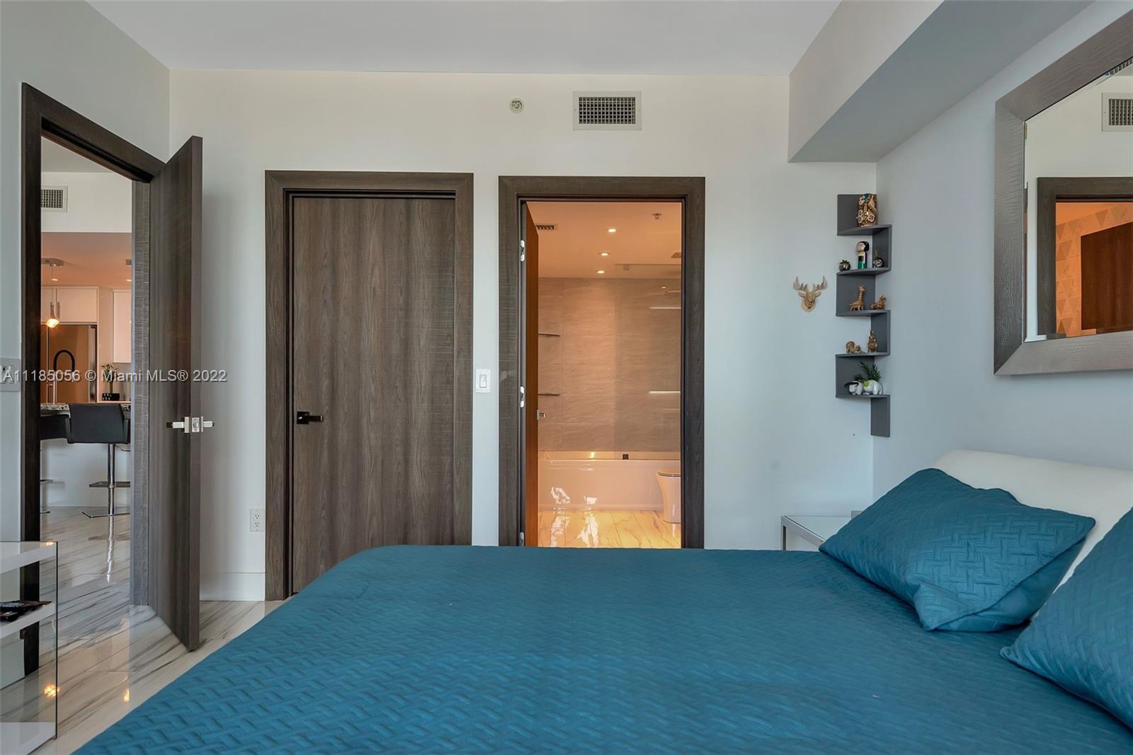 185 SW 7th St Unit: 1609