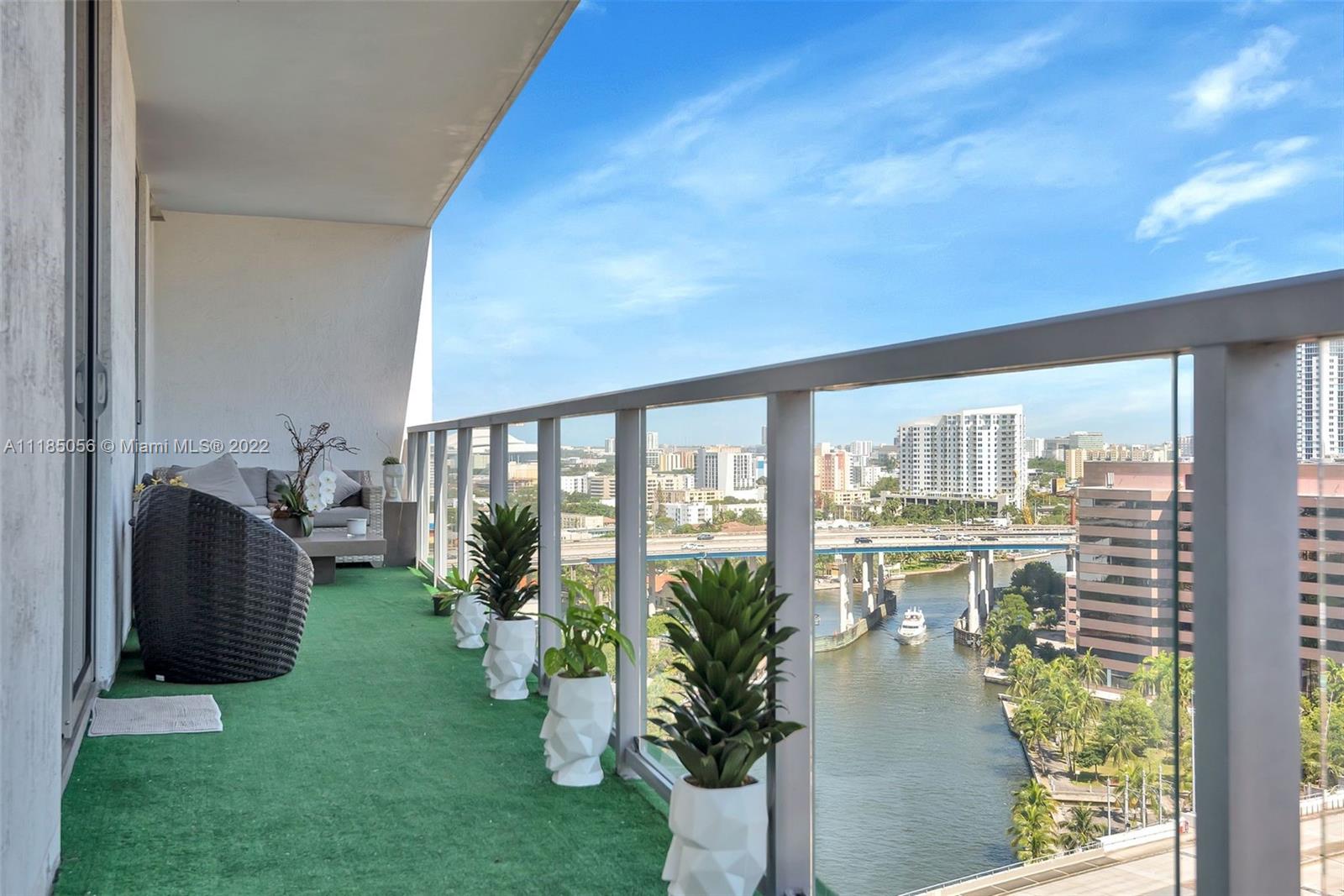 185 SW 7th St Unit: 1609