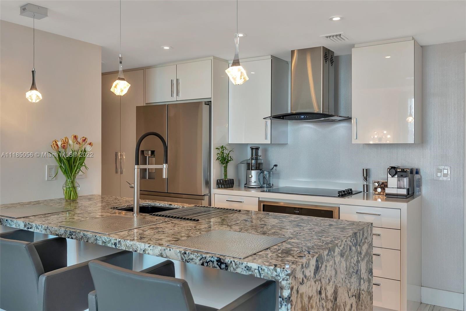 185 SW 7th St Unit: 1609