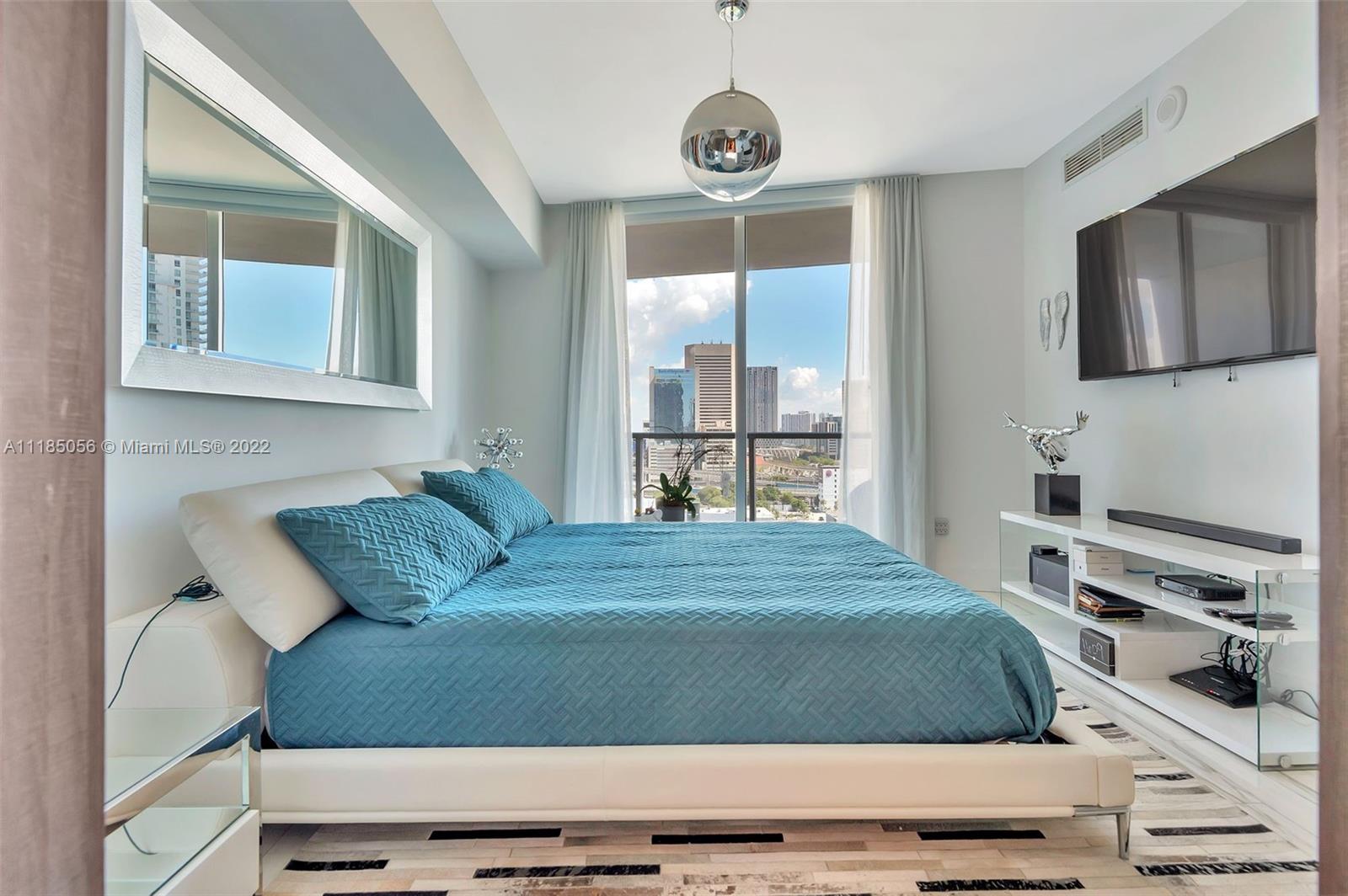 185 SW 7th St Unit: 1609