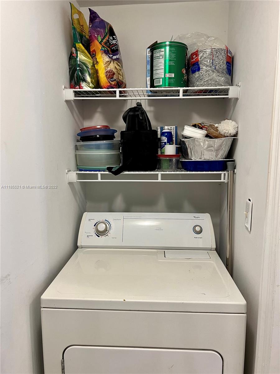 9172 Collins Ave Unit: 15