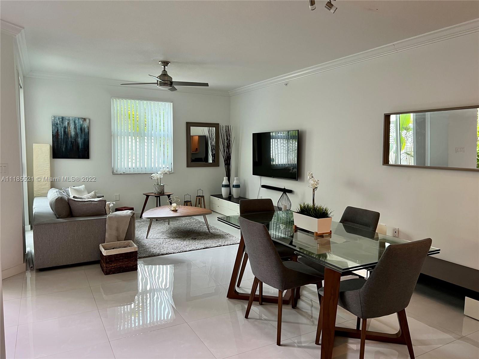 9172 Collins Ave Unit: 15