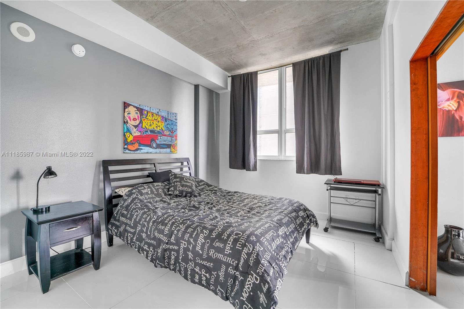 234 NE 3rd St Unit: 702