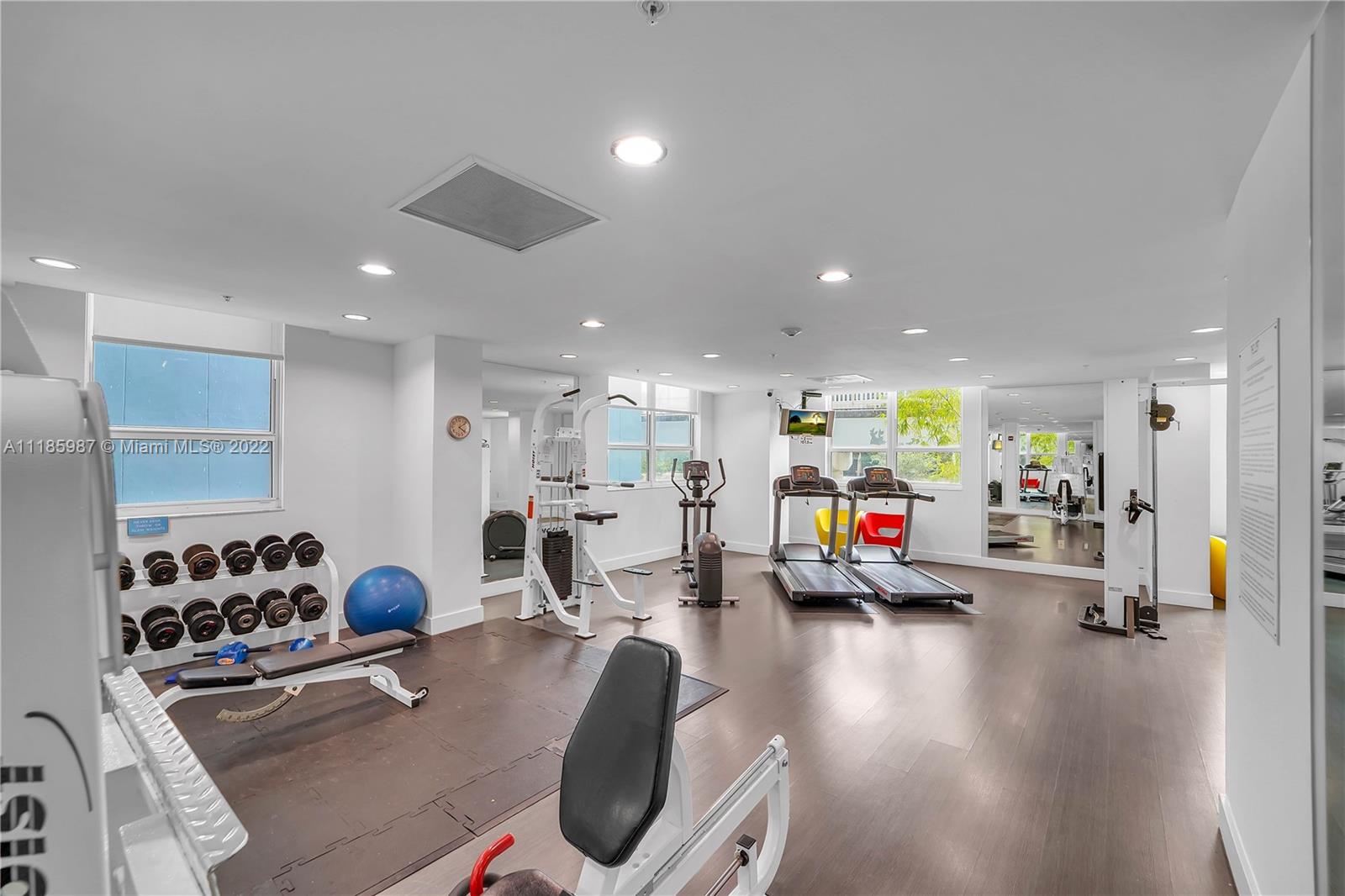 234 NE 3rd St Unit: 702