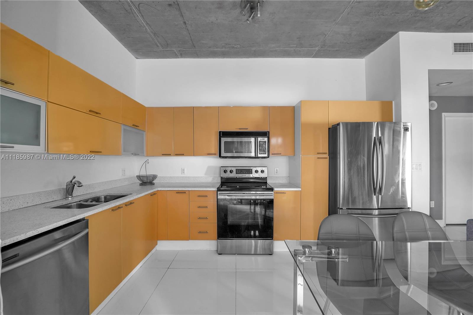 234 NE 3rd St Unit: 702
