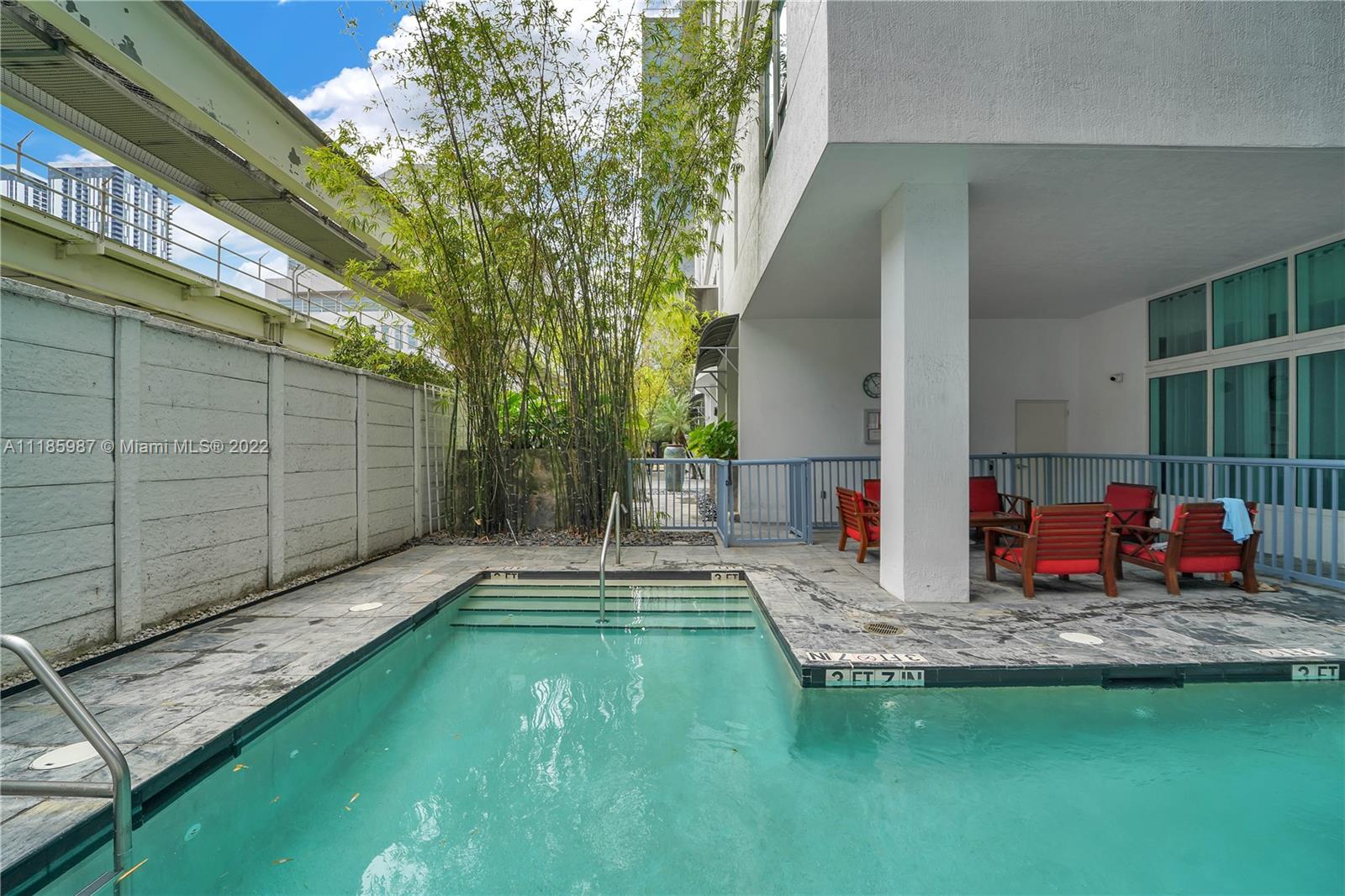 234 NE 3rd St Unit: 702