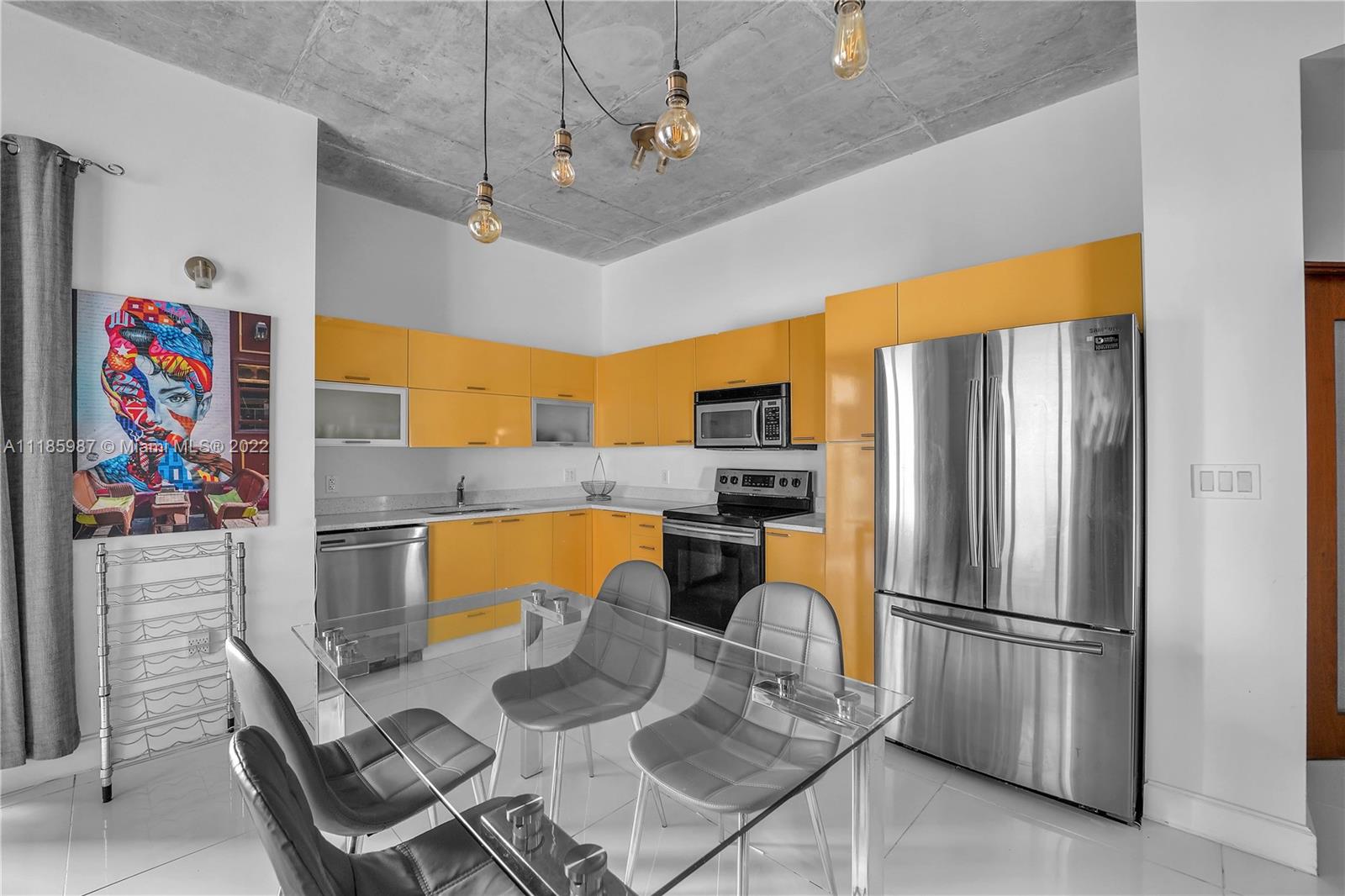 234 NE 3rd St Unit: 702