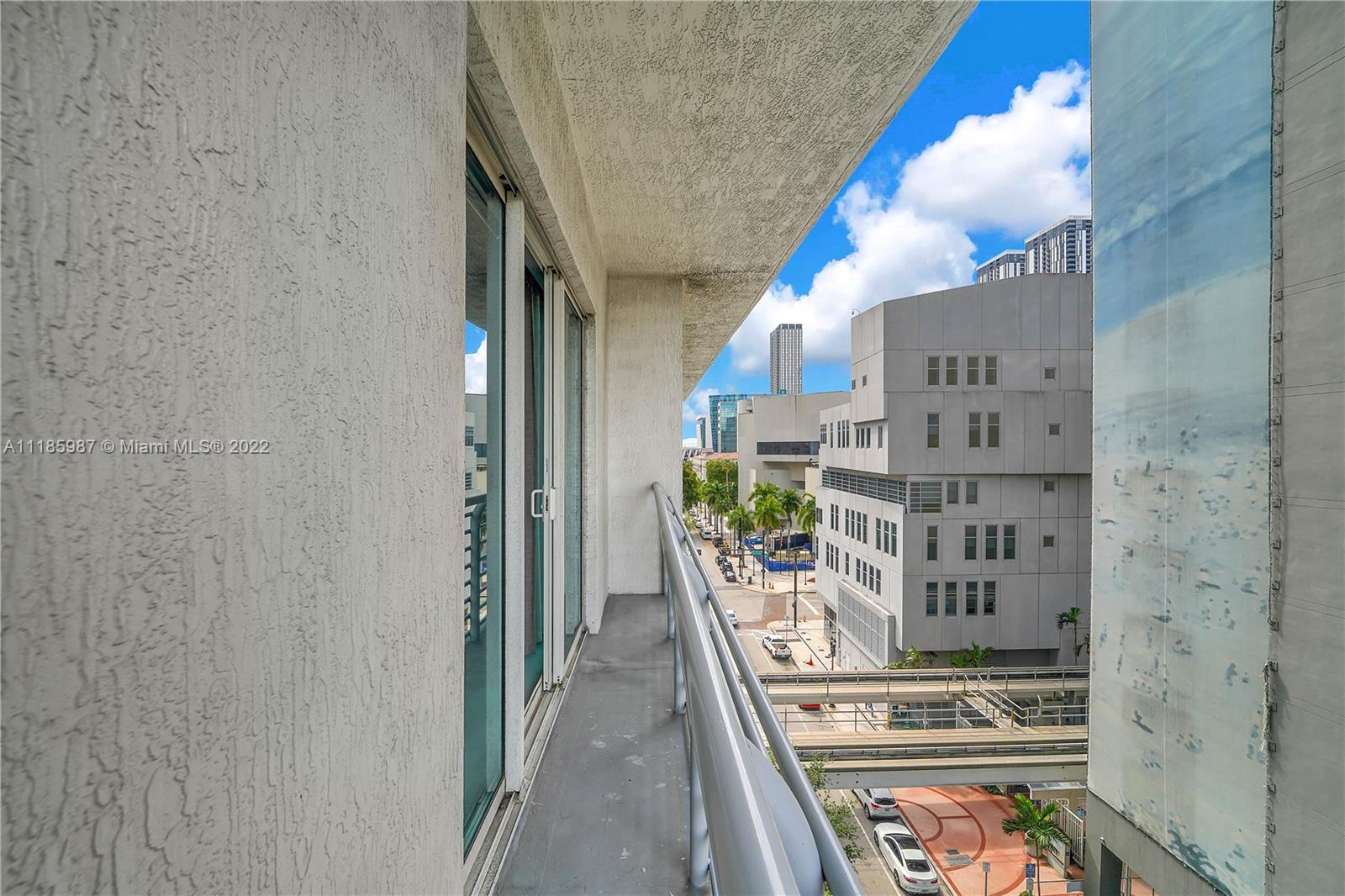234 NE 3rd St Unit: 702