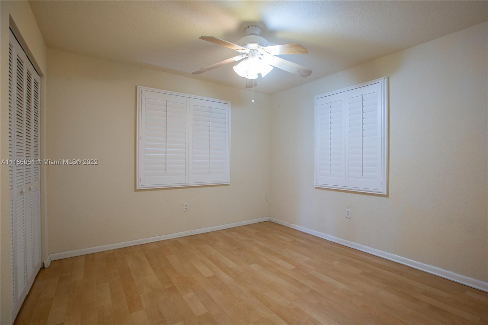 541 NW 12th St