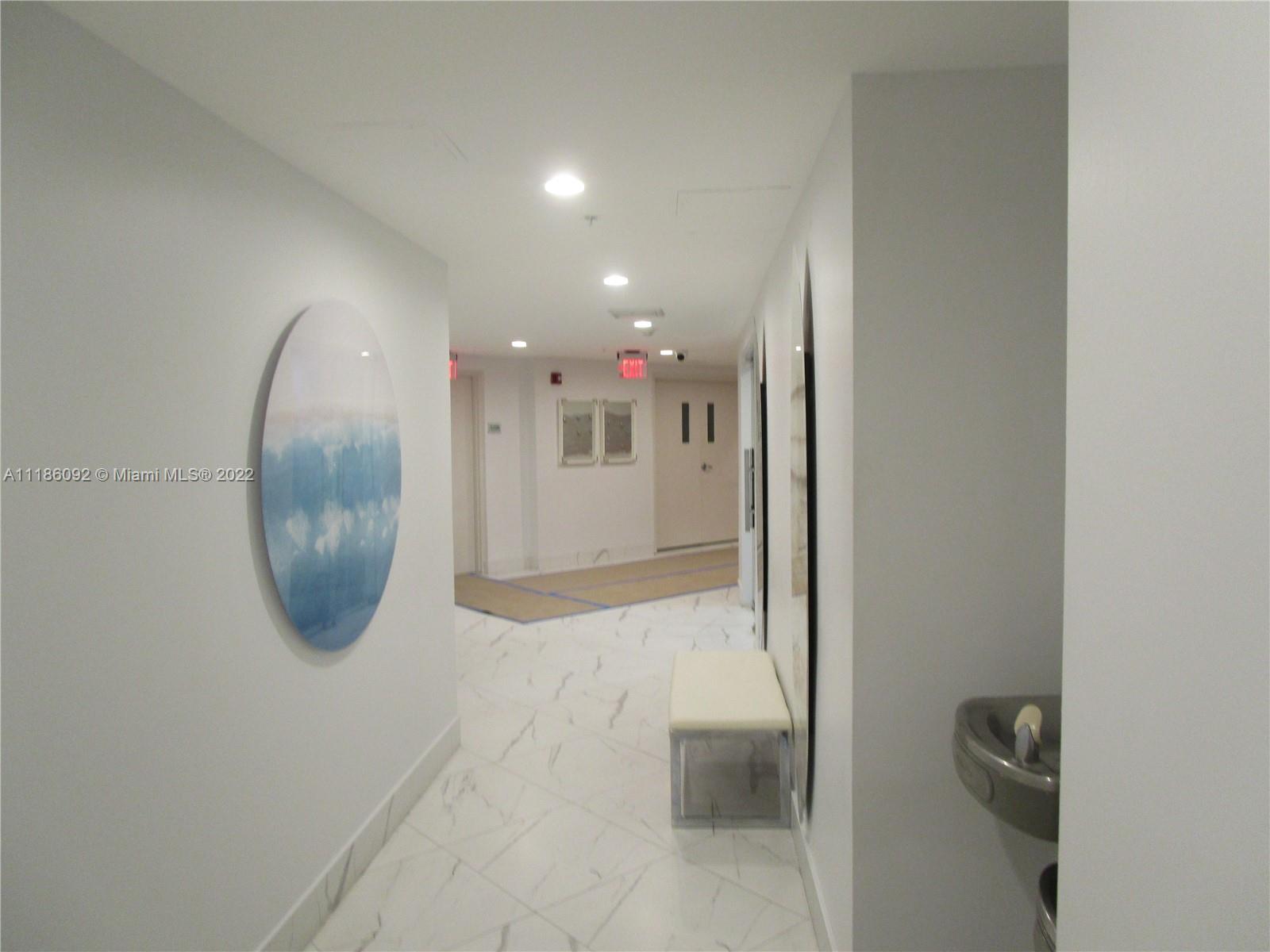 480 NE 30 Unit: 1206