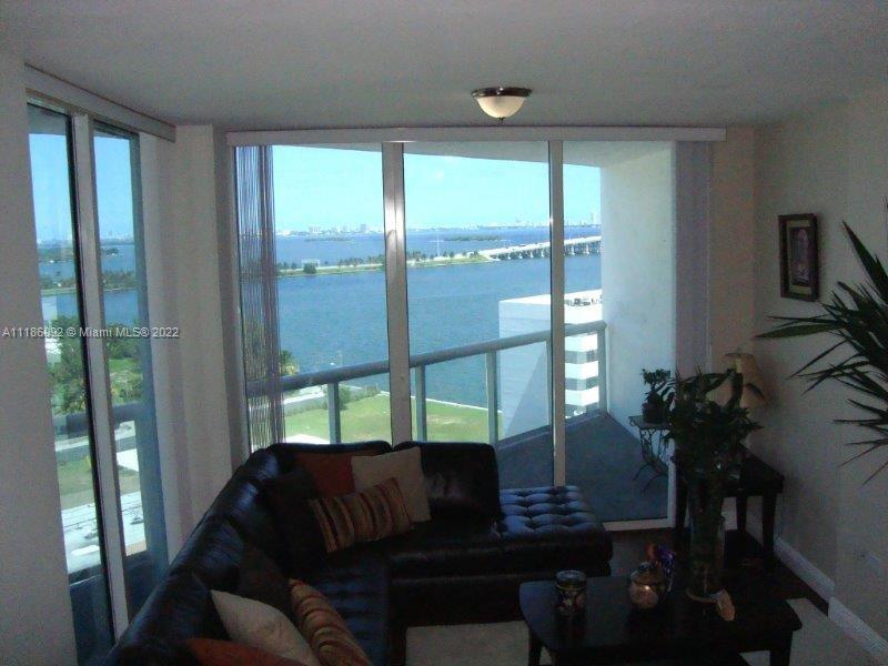 480 NE 30 Unit: 1206