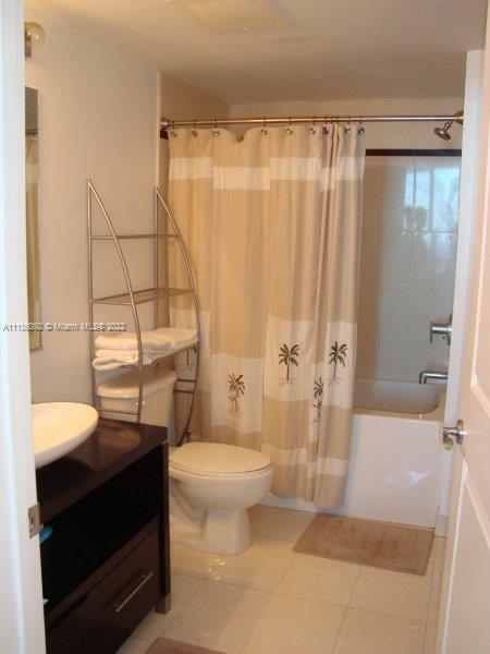 480 NE 30 Unit: 1206