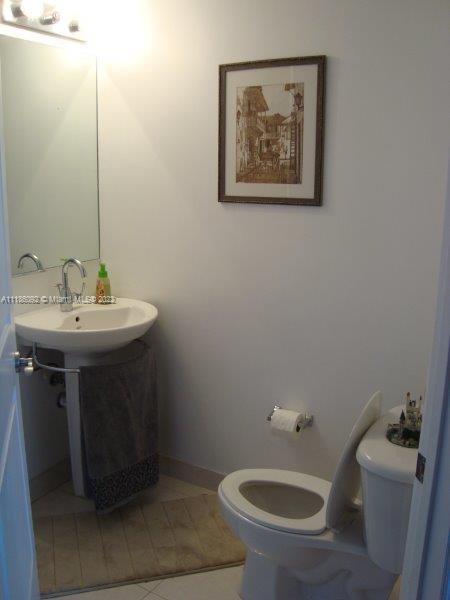 480 NE 30 Unit: 1206