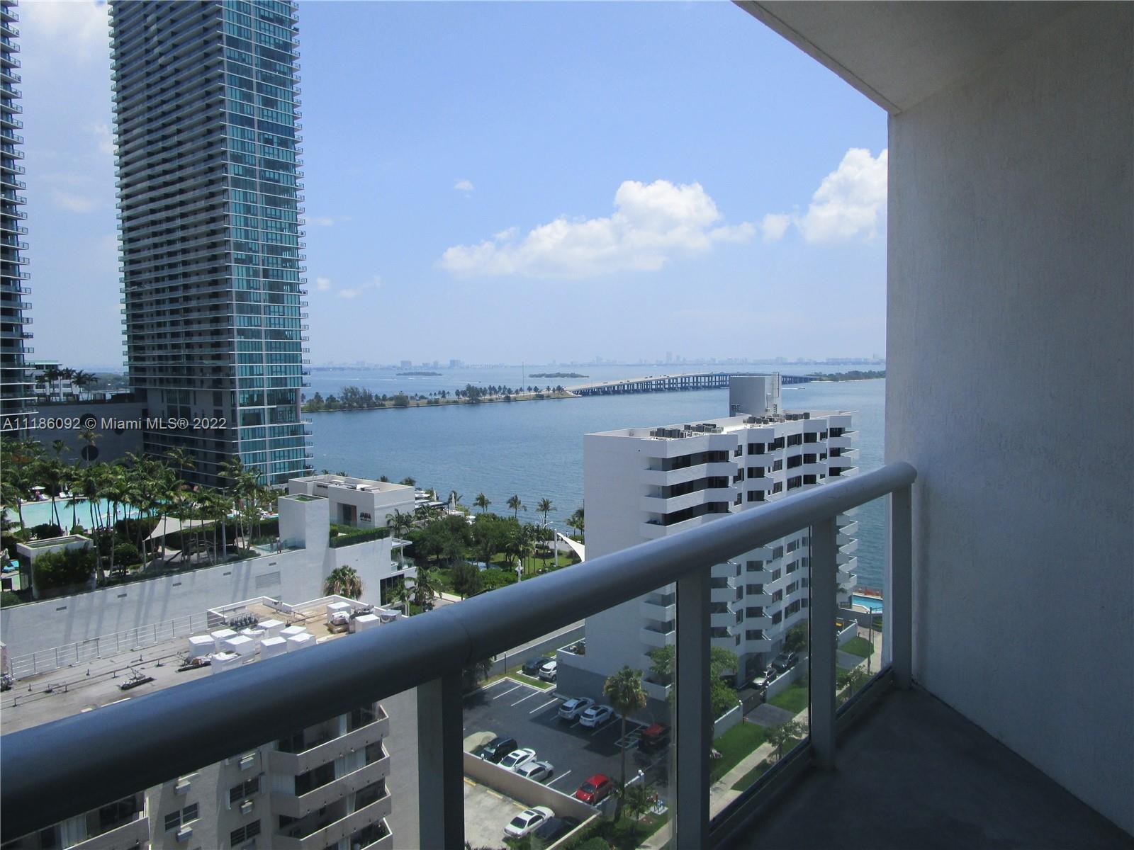 480 NE 30 Unit: 1206