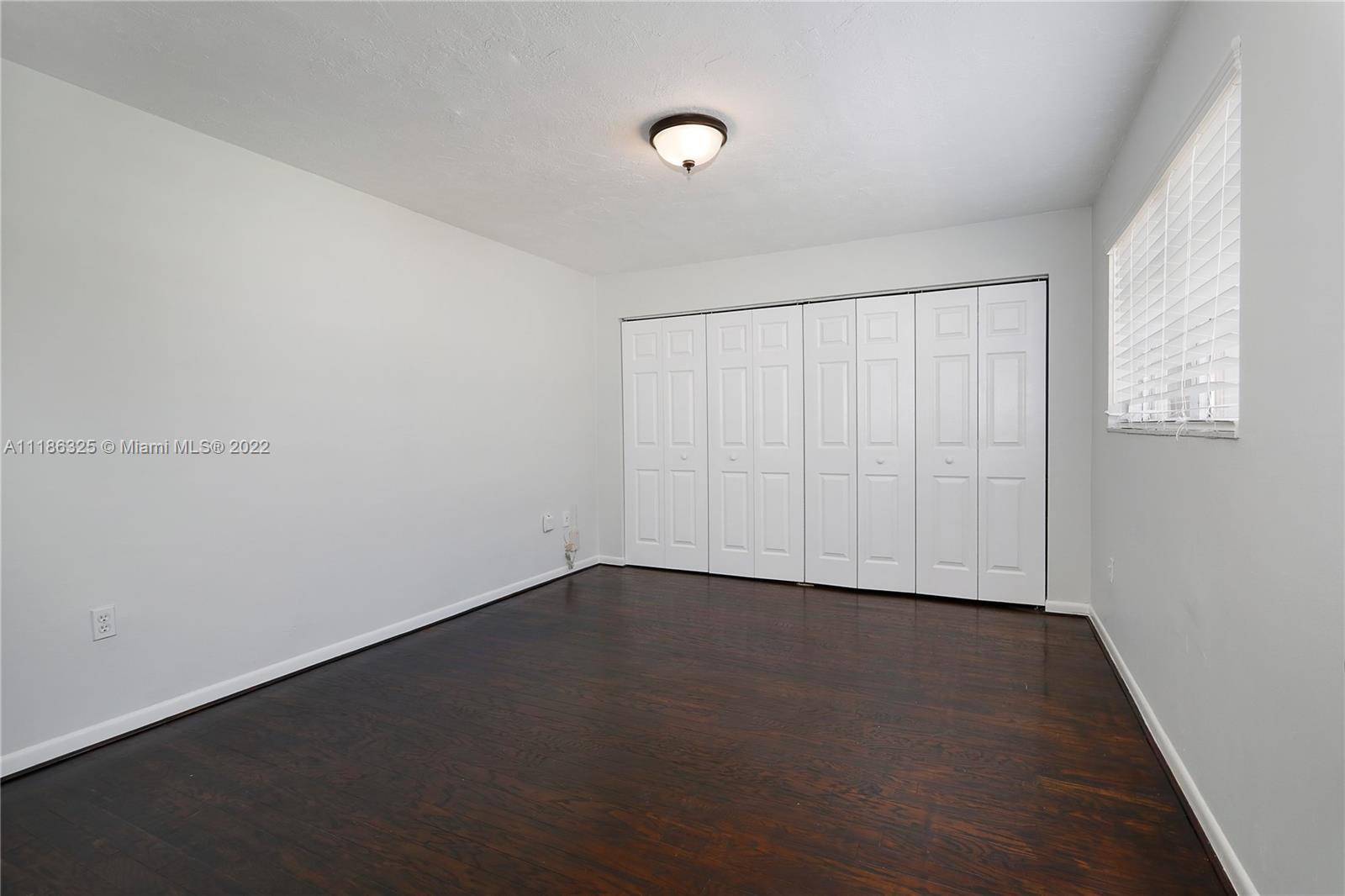4700 SW 67th Ave Unit: P6
