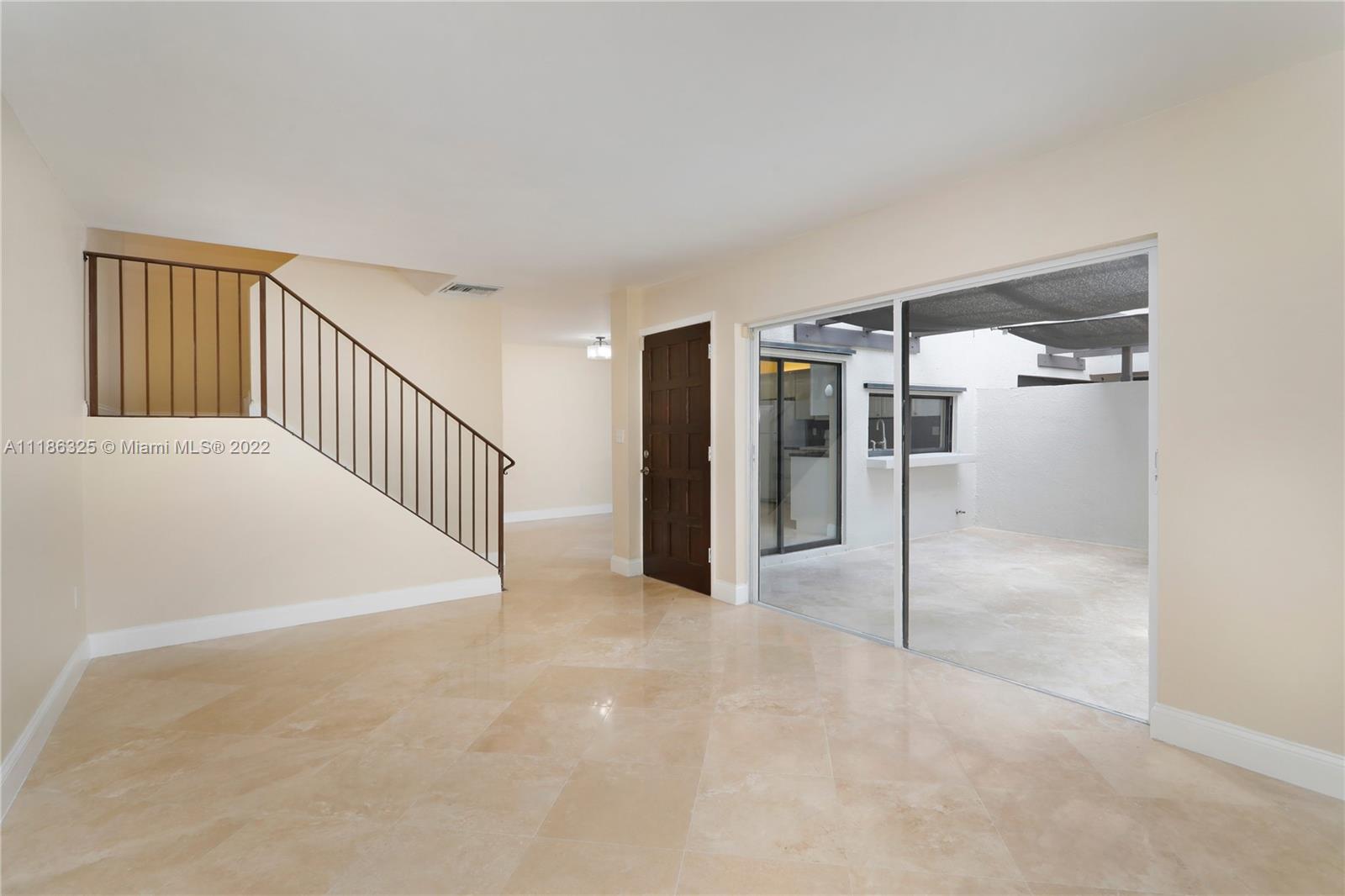 4700 SW 67th Ave Unit: P6