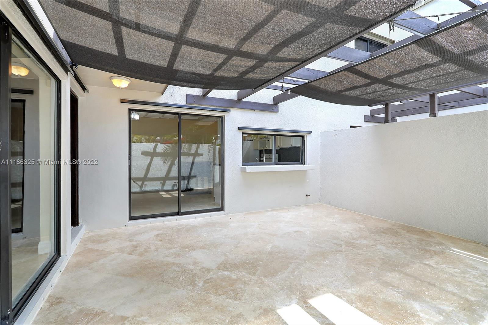 4700 SW 67th Ave Unit: P6