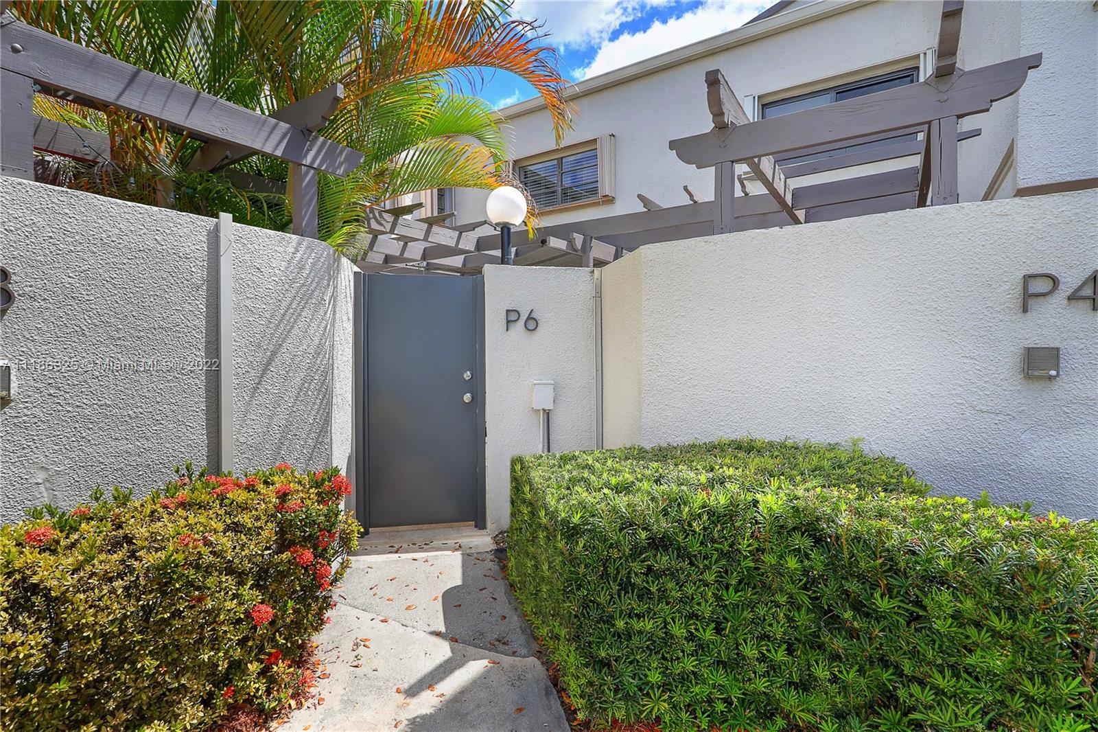 4700 SW 67th Ave Unit: P6