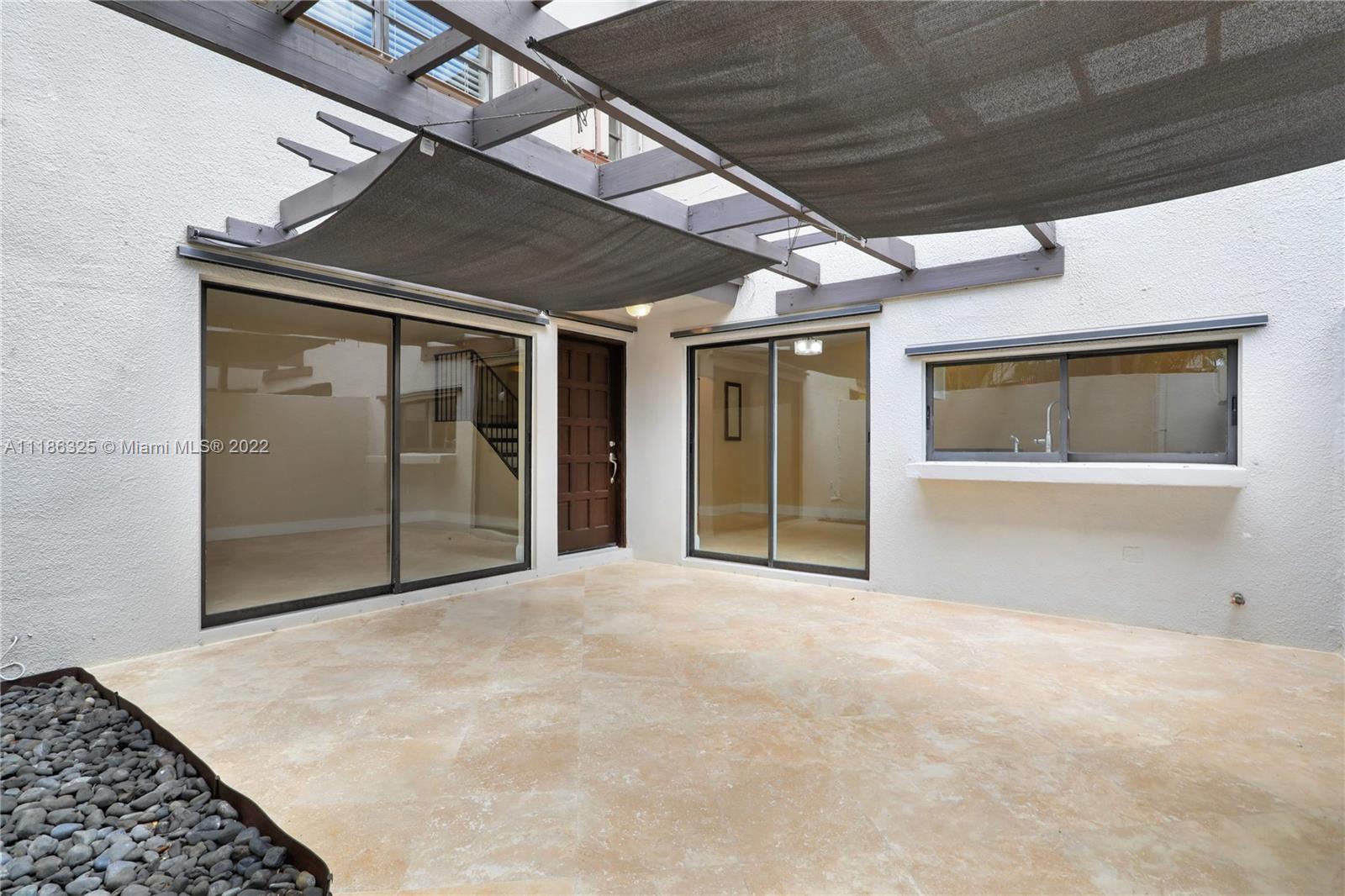 4700 SW 67th Ave Unit: P6