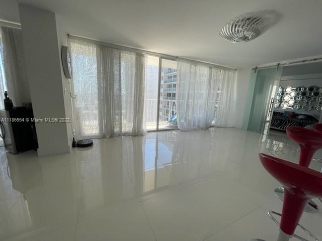 7601 E Treasure Dr Unit: 2223