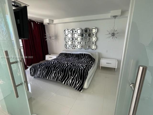 7601 E Treasure Dr Unit: 2223