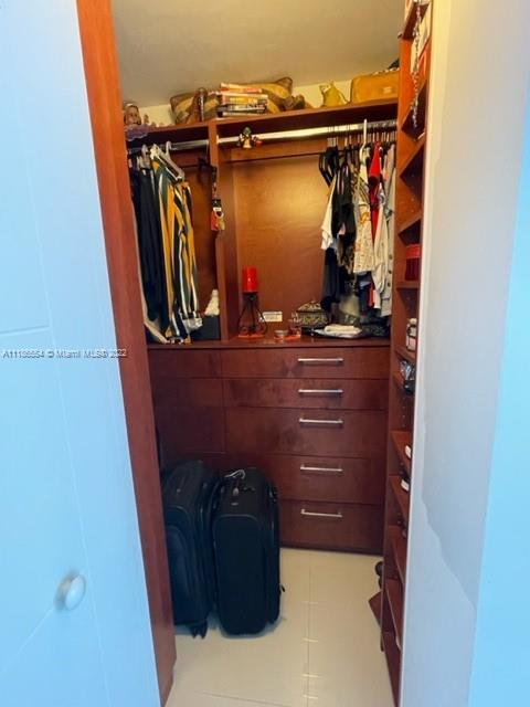 7601 E Treasure Dr Unit: 2223
