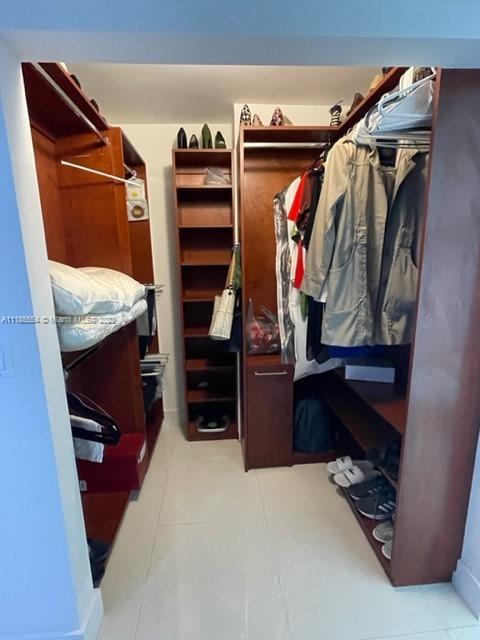 7601 E Treasure Dr Unit: 2223