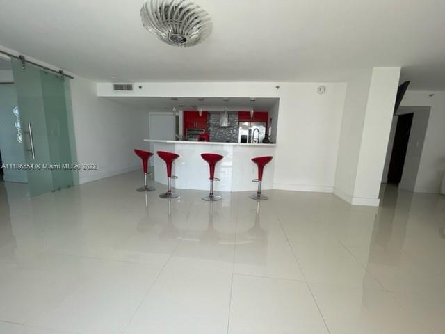 7601 E Treasure Dr Unit: 2223