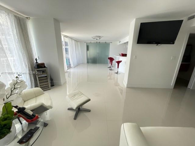 7601 E Treasure Dr Unit: 2223