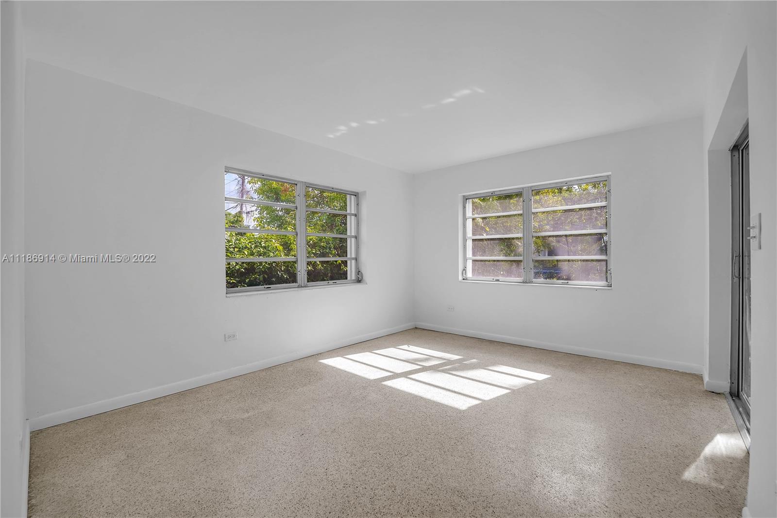 1621 SW 102nd Ave