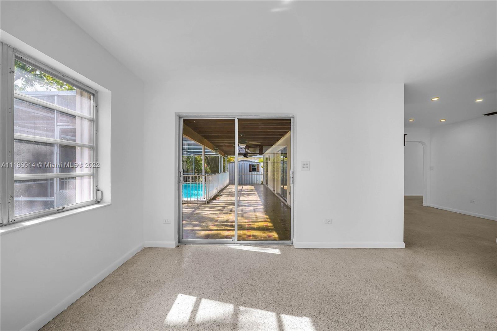1621 SW 102nd Ave