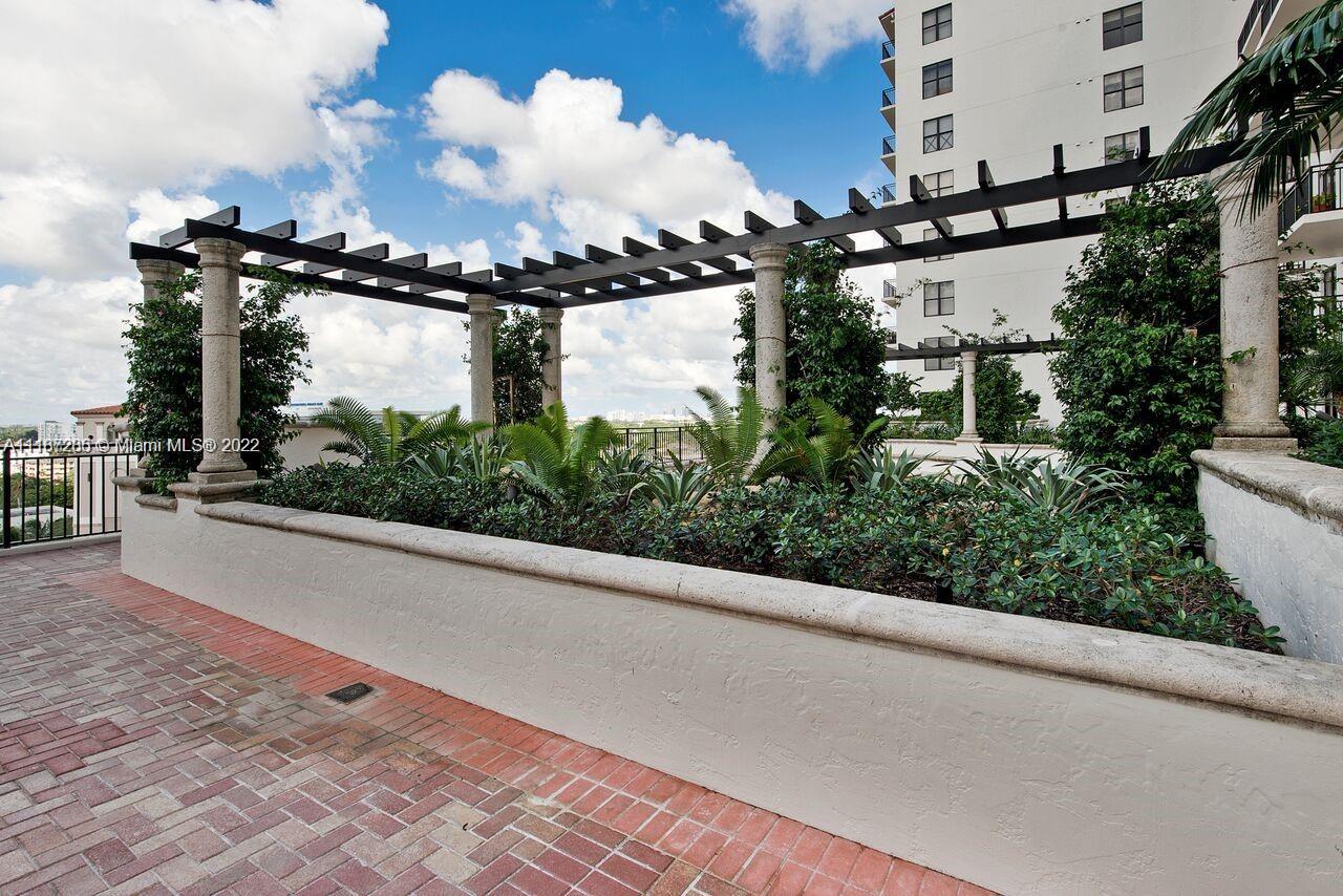 888 S Douglas Rd Unit: 501