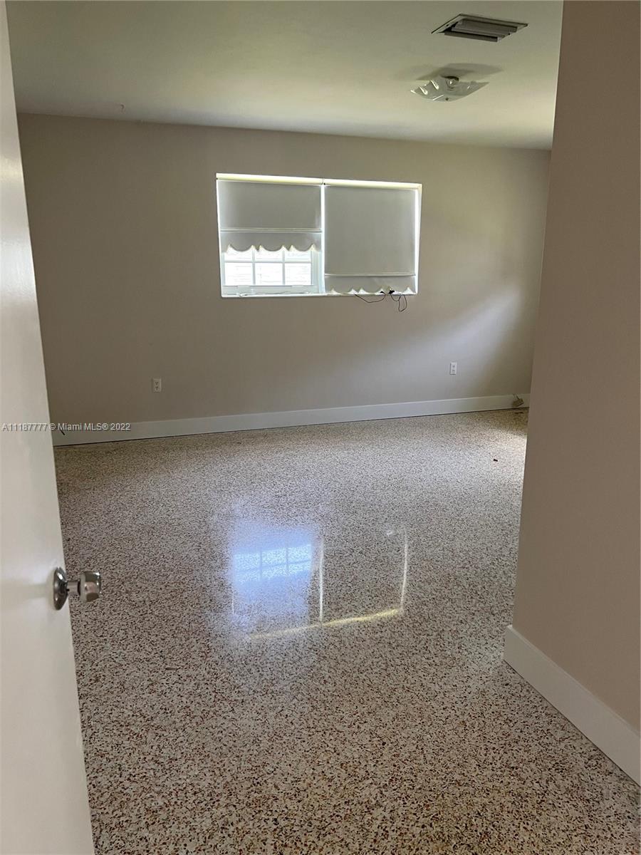 5001 SW 87th Pl Unit: 5001